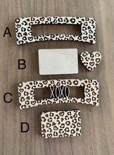 Load image into Gallery viewer, Leopard heart Pattern Claw Clip Blank
