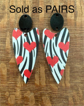 Load image into Gallery viewer, Zebra Pattern Long Heart Shape Dangle PAIRS
