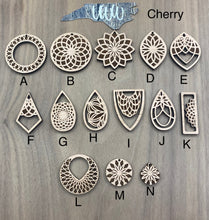 Load image into Gallery viewer, Engraved Earring blank multiple styles
