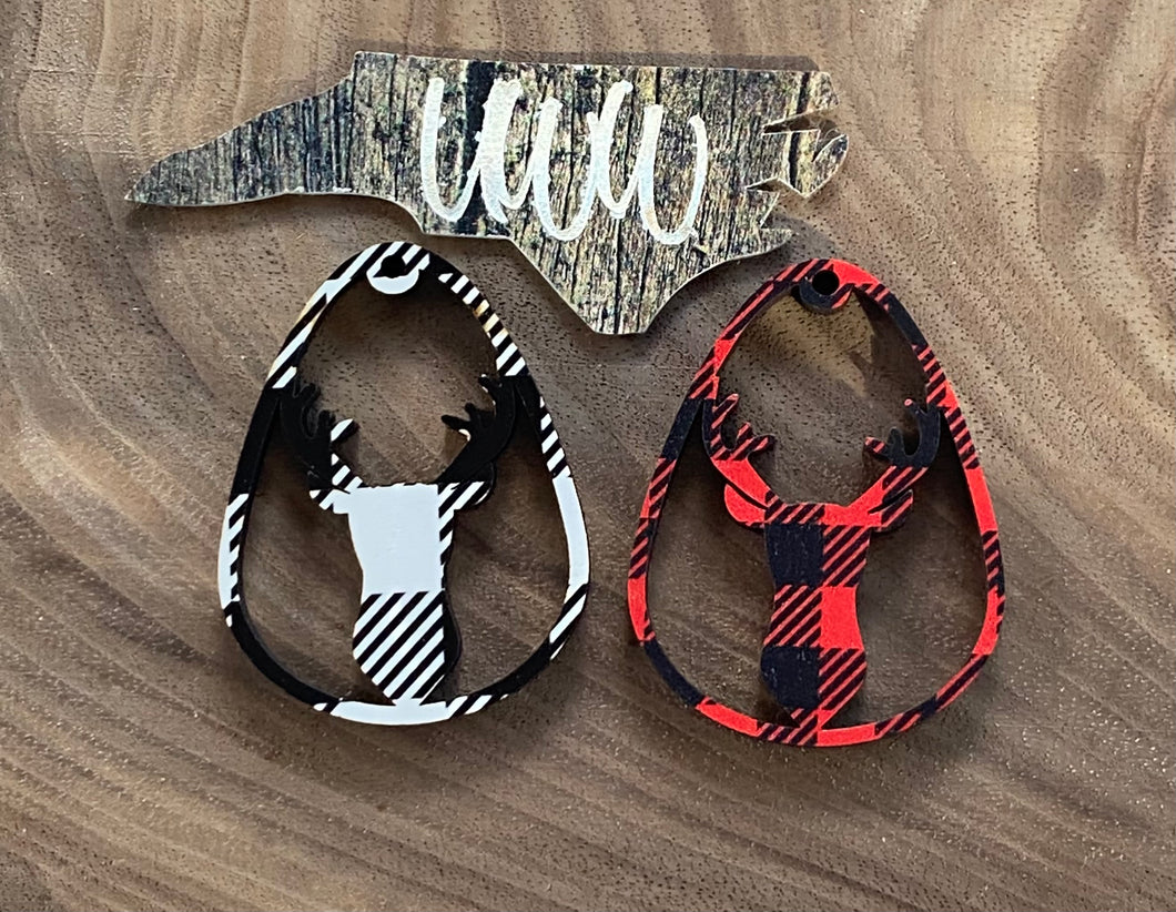 Plaid deer head teardrops