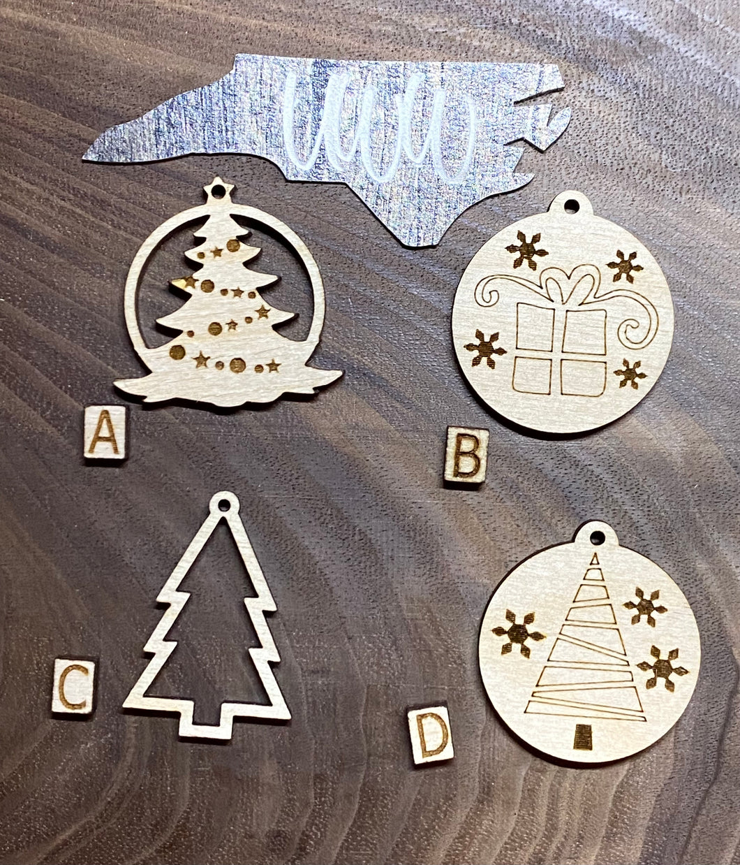 Christmas tree circle, Tree Outline and Present Circle