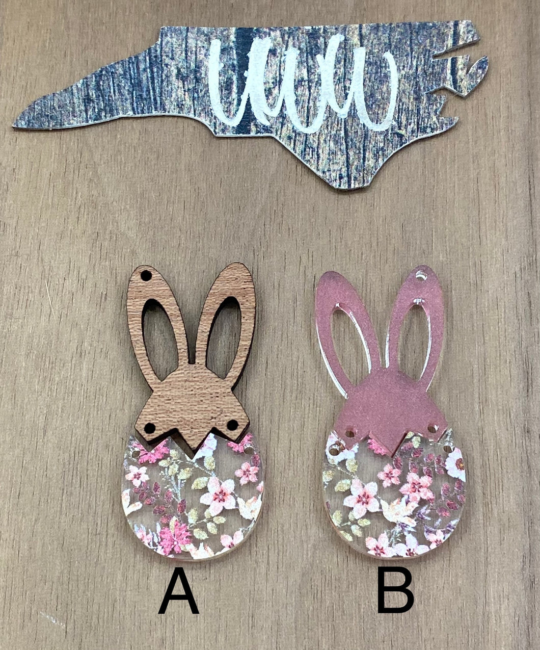 Bunny Ears 2 Part Hanging Oval